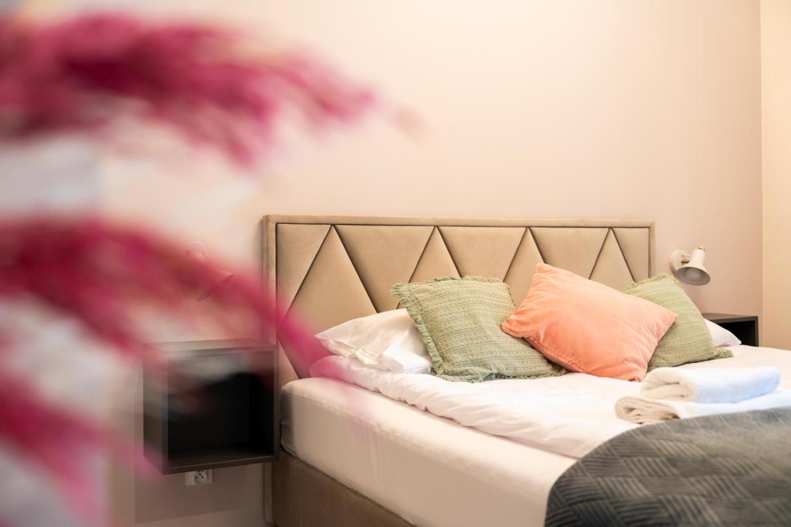Apartament Smile - Z Prywatnym Monitorowanym Parkingiem By Spaceapart Jelenia Góra Eksteriør billede