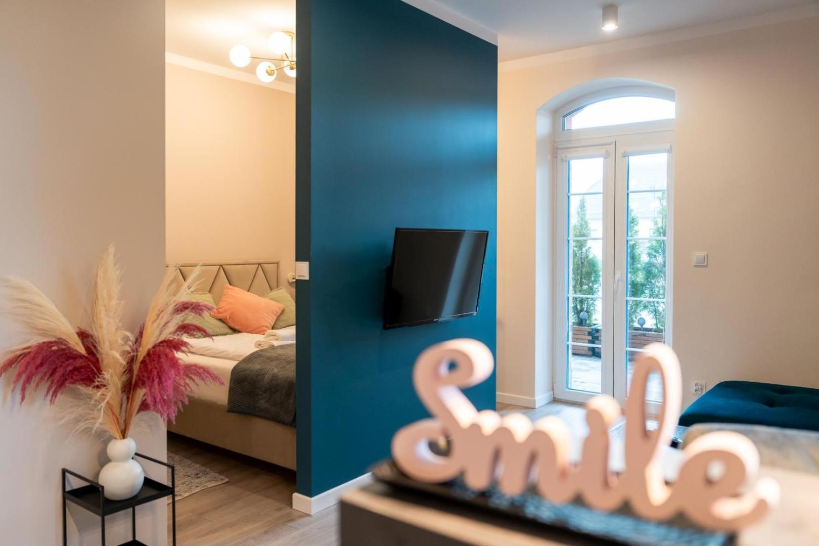Apartament Smile - Z Prywatnym Monitorowanym Parkingiem By Spaceapart Jelenia Góra Eksteriør billede