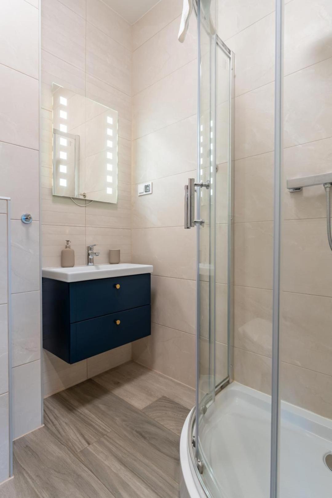 Apartament Smile - Z Prywatnym Monitorowanym Parkingiem By Spaceapart Jelenia Góra Eksteriør billede