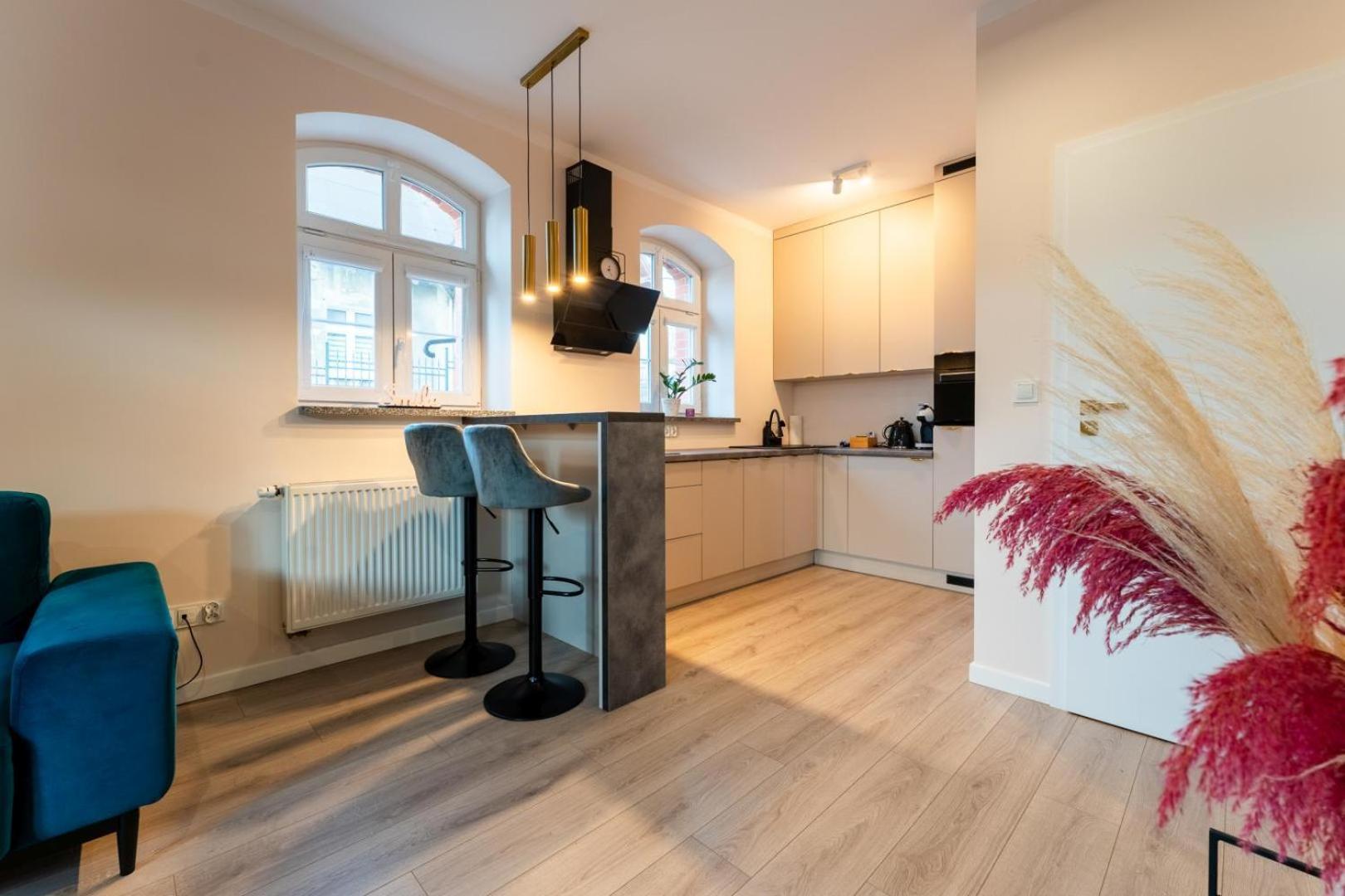 Apartament Smile - Z Prywatnym Monitorowanym Parkingiem By Spaceapart Jelenia Góra Eksteriør billede