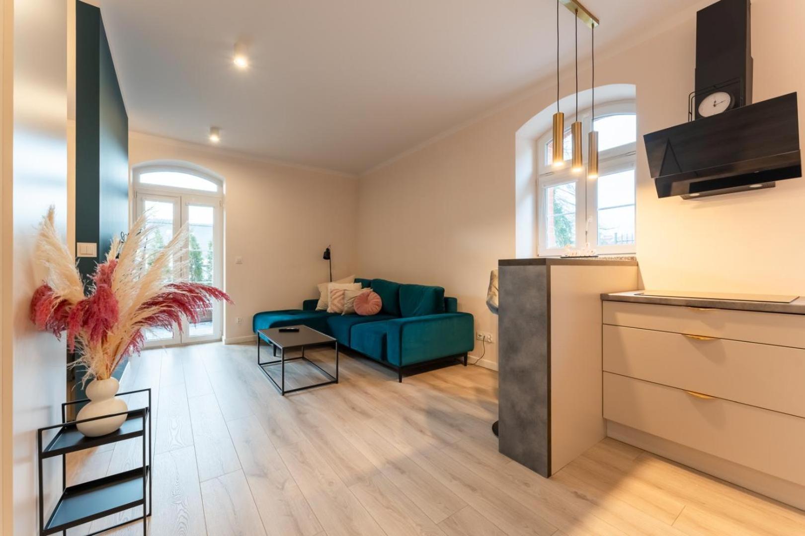 Apartament Smile - Z Prywatnym Monitorowanym Parkingiem By Spaceapart Jelenia Góra Eksteriør billede